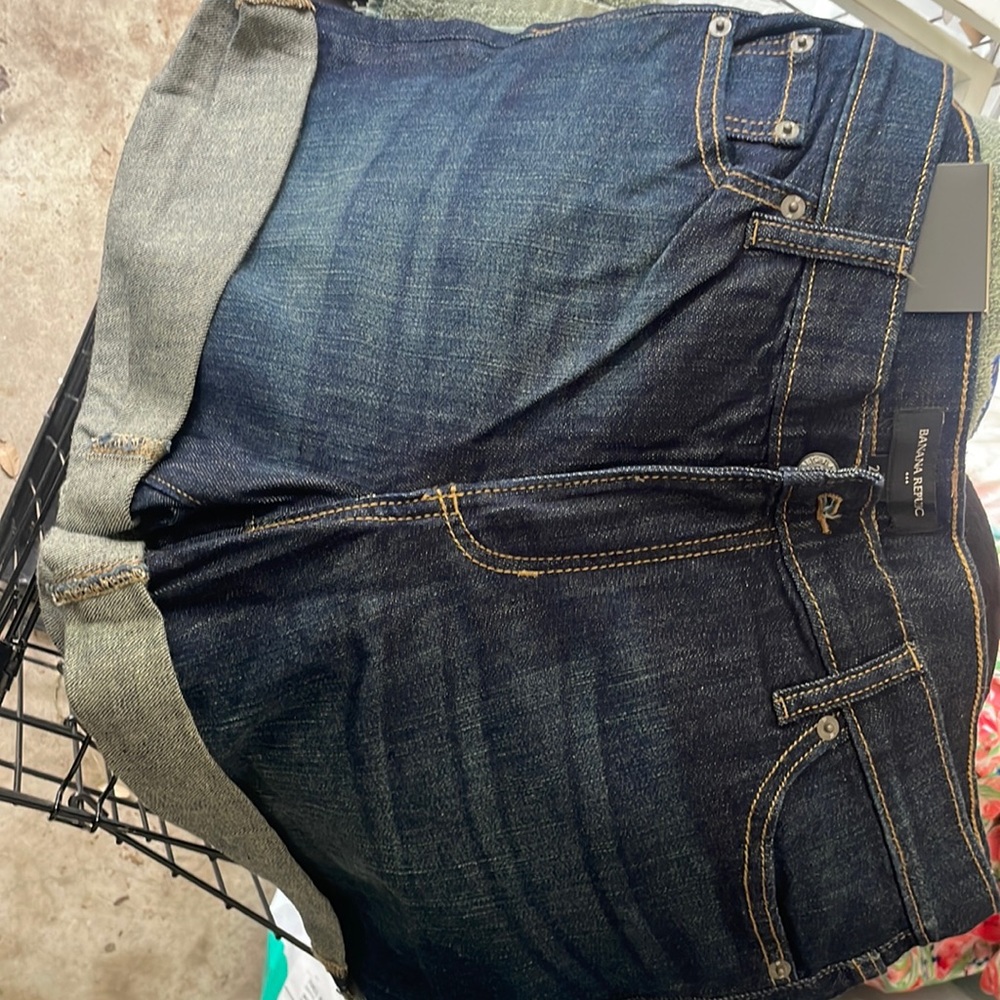 4” shorts slight stretch